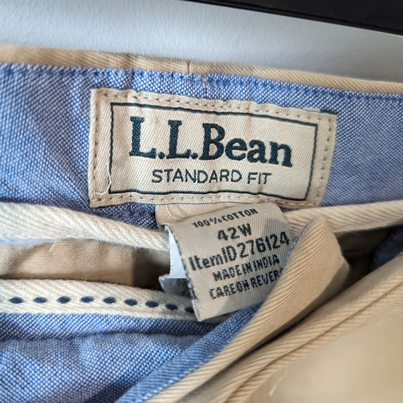 L. L. Bean Beige Standard Fit 42W Men's Shorts - Picture 5 of 6